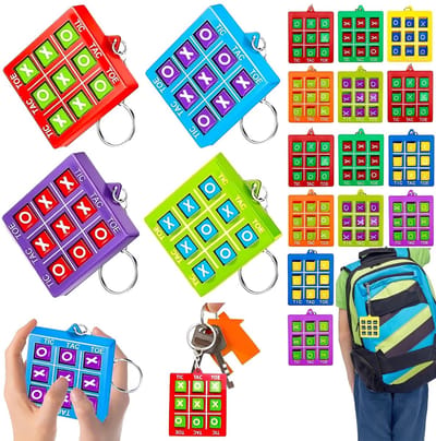 Dailygoods- Sleutelhanger 18 Stuks - Tic Tac Toe Design - Rugzakclip - Kindersleutelhanger - Mini Spel - Geschikt voor Jongens/Meisjes - Speelgoed