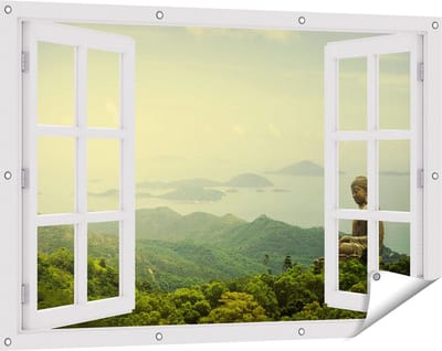 Gards Tuinposter Doorkijk Boeddha Standbeeld in het Bos - 120x80 cm - Tuindoek - Tuindecoratie - Wanddecoratie buiten - Tuinschilderij