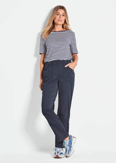 Functionele, waterafstotende broek CARLA - marine - Gr. 20 van Goldner Fashion