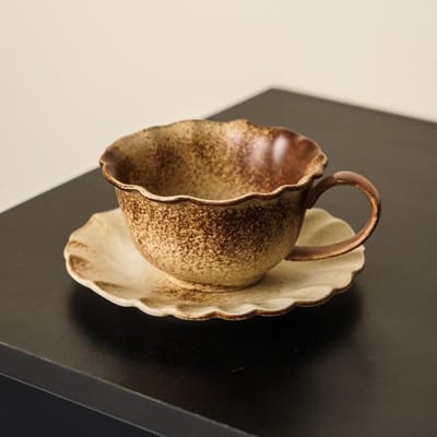 De Design Sense van de Door de Oven Getransformeerde Koffiekop en Schotel Set Afternoon Tea Keramische Kopjes Magnetronbestendig Home Melkkopjes 260ML brown