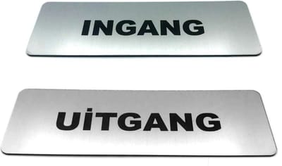 Deurbordje met tekst Ingang Uitgang incl. 3M-tape plakstrip - Namengigant Deur Tekstbordje - Deur - incl. 3M-tape plakstrip - Bordje - RVS Look - Set van 2 - 150 mm x 50 mm x 1,6 mm - 5 jaar Garantie