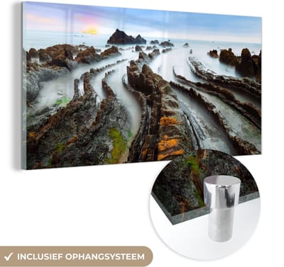 MuchoWow® Glasschilderij 40x20 cm - Schilderij acrylglas - Mist - Rotsen - Water - Natuur - Foto op glas - Schilderijen