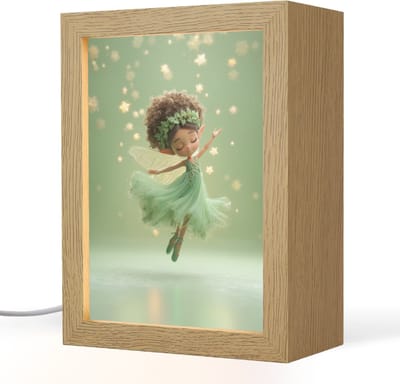 Nachtlampje 15x20 cm - Kinder lampje - Fee - Groen - Sprookje - Sterren - Tafellamp kinderkamer - Slaapkamer lamp - Bedlamp kinderen - Kinderlampje stopcontact - Wandlamp babykamer - Nachtlampjes