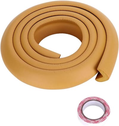Hoekbeschermer Schuimrubber op Rol - 2 Meter - Bruin - Inclusief Tape - Kinderveiligheid Randbescherming Baby & Kind - Tafelbeschermer Stootrand