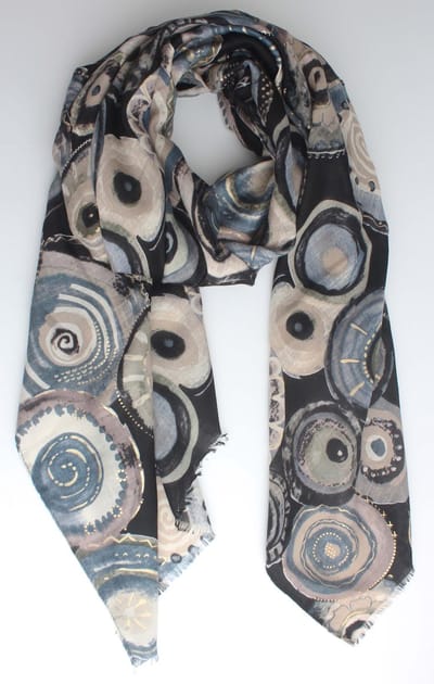 Noa scarf- Accessories Junkie Amsterdam- Dames- Katoenen sjaal- Fantasie print- Zwart
