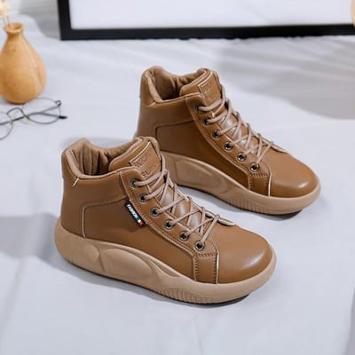 23 Lente Nieuwe Loafers High-top Warme Leren Kleine Witte Schoenen Dikke Zool Rocking Schoenen Veelzijdige Mode Damesschoenen 40