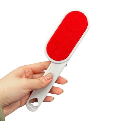 Dubbelzijdige Kledingborstel – 24x5x3 cm – Pluizenborstel Herbruikbaar – Verwijdert Haren & Pluisjes – Wit/Rood