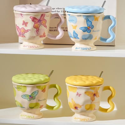 Vlinder Meisjes Kelk met Deksel Lepel Gepersonaliseerde Creatieve Mok Kantoor en Thuis Keramische Kop Opening Cadeau Kop 330ML beige