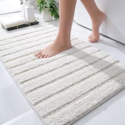 Casilin Badmat Antislip 70x120cm California - Waterabsorberende Badkamermat - Wasbaar en Sneldrogend - Voor Douche en Bad - 100% Katoen - Rechthoek - Ivoor