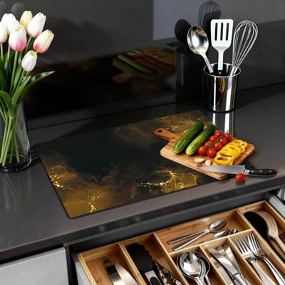 KitchenArt - Golden Smoke – Inductie Beschermer - 78x52 cm - Kookplaat Beschermer - Luxe Afdekplaat Inductieplaat - Anti-slip & Oprolbaar - Beschermmat Inductiekookplaat
