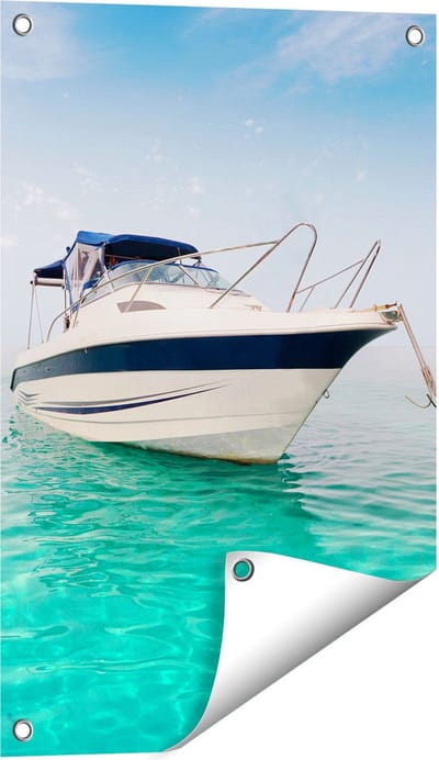 Gards Tuinposter Motorboot aan het Strand met Blauw Water - 40x60 cm - Tuindoek - Tuindecoratie - Wanddecoratie buiten - Tuinschilderij