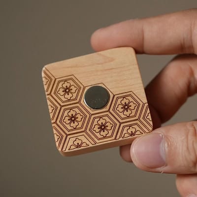 1 Stuk Massief Hout Magnetische Houder Afstandsbediening Magneet aan de Muur, Geen Boren Nodig, Magnetisch Aan de Muur Bevestigd, Herbruikbaar Maple