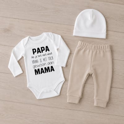 Baby 3delig kledingset pasgeboren unisex | maat 62-68 | grijs wit gestreept broekje en mutsje en witte romper lange mouw met tekst zwart Papa als je het niet weet vraag je het toch gewoon aan mama | Bodysuit | Huispakje | Kraamkado | Gift Set