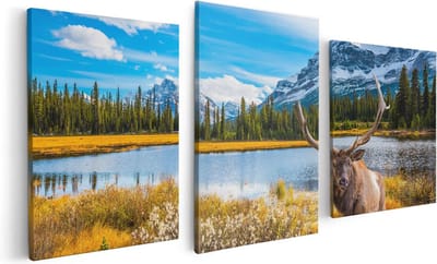 Artaza Canvas Schilderij Drieluik Hert In De Bergen Bij Een Meer - 120x60 - Foto Op Canvas - Canvas Print