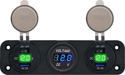 ProRide 12V USB Autolader 2 Poort - 5V/2.4A - P53210G - Drievoudig inbouw met Voltmeter