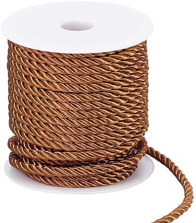 Allecto - Gedraaid Koord - Decoratief Touw - Handig voor Creatieve Projecten - Bruin - Verpakking met Spoel - Geschikt voor Meubelstoffering - 59 Voet