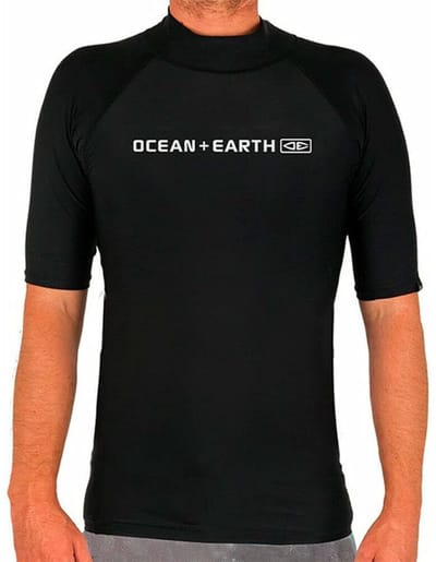 Ocean & Earth Script Korte Mouw Rash Guard Zwart M Man