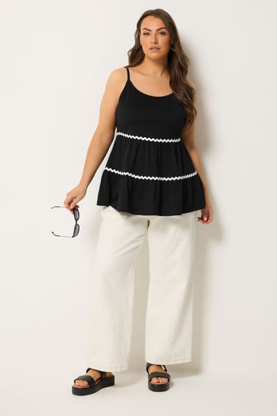Yours Zwarte Vesttop Met Laagjesafwerking Size 42
