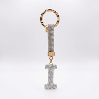 Zilverkleurige sleutelhanger met letter I en strass steentjes – initial sleutelhanger voor dames en heren – metalen sleutel hanger met ronde ring en decoratieve letter hanger