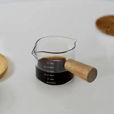 Tasse à Mousseur à Lait en Verre Nervuré Avec Manche en Bois - Tasse à Mesure de 120 ml Pour Café Lait