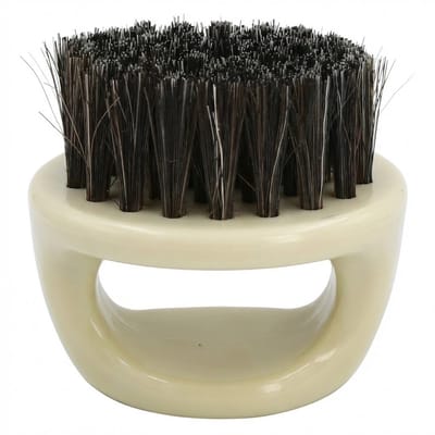 Witkleurige baard borstel heren – compacte baardborstel met handgreep – ronde palm borstel – geschikt voor baard verzorging en styling – baard borstel voor dagelijks gebruik thuis en onderweg