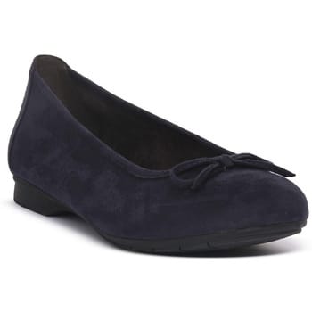 Ballerina's Jana NAVY