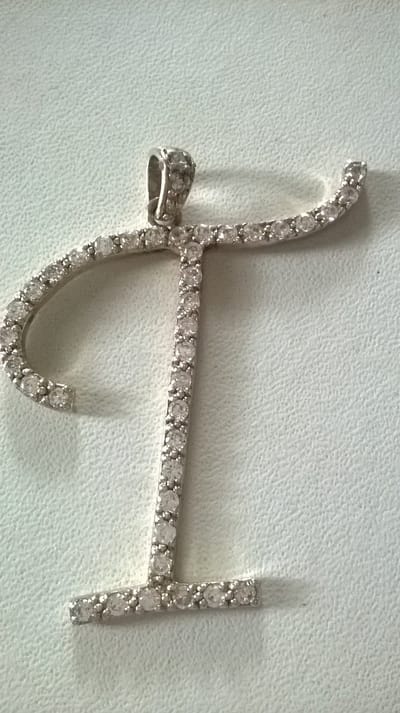 Gemstones-silver letterhanger T 925-sterling zilver en 14K goudverguld met zirkonia 4 x 4 cm 5g