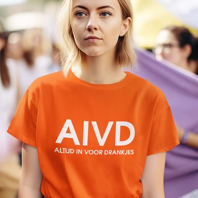 Dames Oranje Koningsdag WK & EK T-shirt - Maat XS - AIVD Altijd In Voor Drankjes - Dames Feestkleding & Carnavalskleding