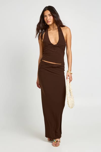 boohoo Dames Dubbele Laag Slinky Maxi Rok Met Knoopdetail | Chocoladebruin | Maat: 36