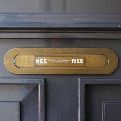 Brievenbussticker - Streng - Nee/Nee - Design