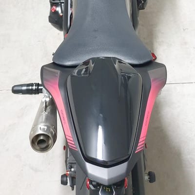 Zwarte Achterzitting voor Passagier Motorfiets - Solo Seat Cap Cover van Hard ABS voor Kawa Z H2/SE (2020-2022) - Duurzaam, Stijlvol en Comfortabel
