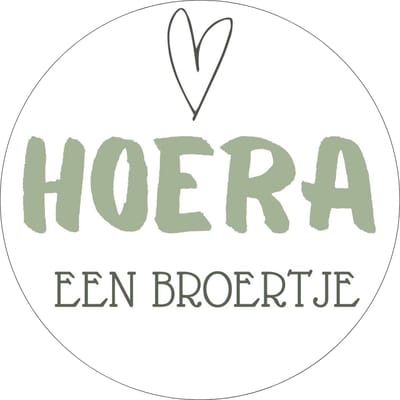 20 x Sluitsticker Hoera Een Broertje Stickervel | Groen Wit | 40 mm | Geboorte Sticker | Sluitzegel | Sticker Geboortekaart Jongen | Baby nieuws | Trakteren Broer Zus Basisschool Kinderdagverblijf