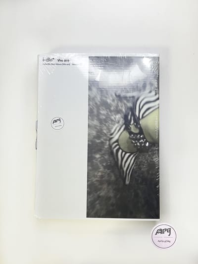 i-dle - [WE ARE] 8e mini-album B