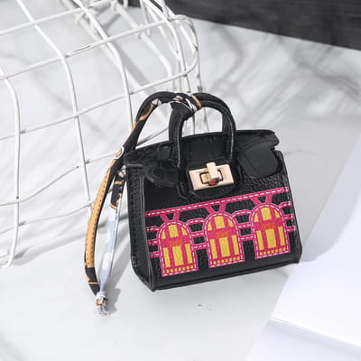 Mini tas hanger huis kleine tas nieuwe mode hanger mond rode envelop oordopjes charter sleutel zwart