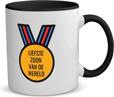 Akyol - liefste zoon van de wereld koffiemok - theemok - zwart - Zoon - de liefste zoon - verjaardagscadeau - verjaardag - cadeau - cadeautje voor zoon - zoon artikelen - kado - geschenk - gift - 350 ML inhoud