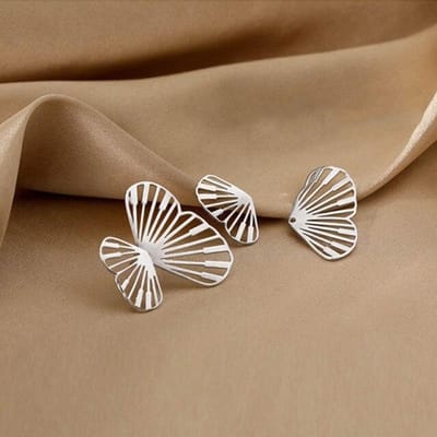 Boucles d'oreilles à tige en argent sterling 925 pour femmes, anti-allergie, nouveau design tendance et doux, ailes de papillon creuses, bijoux de fête argenté