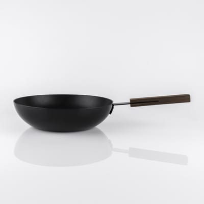 KnIndustrie WOK lijn Black 28 cm - anti-aanbaklaag met wengé handvat - Italiaans design hoge kwaliteit materialen