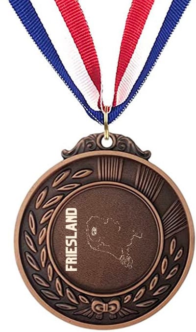 Akyol - friesland medaille bronskleuring - Friesland - echte fries - friesland reisgids - friesland vlag - heerenveen