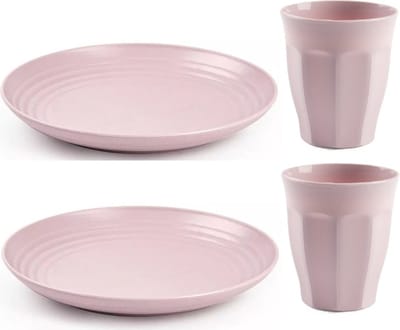 Plasticforte camping servies van kunststof - 4x dinerborden en 4x drinkbekers - roze - onbreekbaar