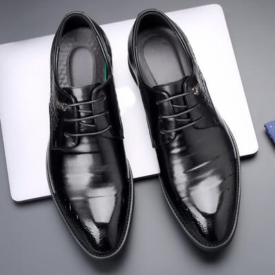 Nieuwe Trendy Heren Formele Leren Schoenen Embossed Herenschoenen Echt Leer Britse Stijl Veterschoenen Zakelijke Leren Schoenen Heren Bruiloftsschoenen 44