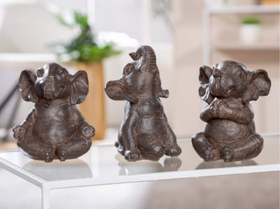 Set van 3 kleine Olifanten - Olifant - Resin beeld - Gedetailleerd sculptuur Dieren - 11 cm x 11 cm - Hoogte 13 cm