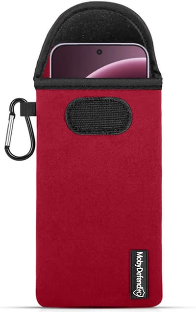 MobyDefend Hoesje - Geschikt voor OnePlus 15 - Neopreen Pouch Met Karabijnhaak - Insteek - Riemlus - Rood