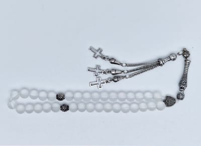 Handgemaakte tesbih klassiek - "Tasbih" natuursteen "Selenite" - Aantal kralen 33 - Diameter kralen 8 MM - met metaal tassel "Kruis" - Een mooi cadeau-idee