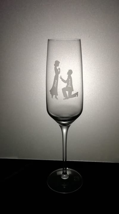 Gegraveerd champagneglas - champagneglas - 1 stuk - glas - champagneglas graveren - bruiloft - huwelijks cadeau - ceremoniemeester - bedankje - gasten - graveren - uniek cadeau