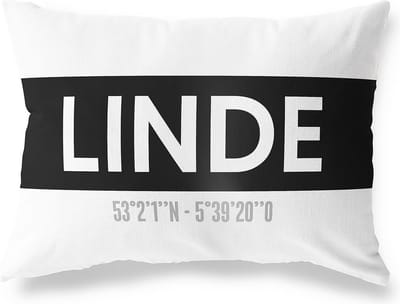 Tuinkussen LINDE - DRENTHE met coördinaten - Buitenkussen - Bootkussen - Weerbestendig - Jouw Plaats - Studio216 - Modern - Zwart-Wit - 50x30cm