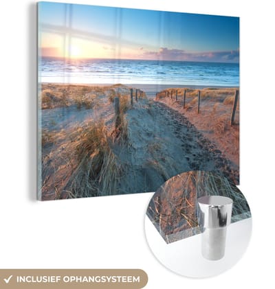 MuchoWow® Glasschilderij 160x120 cm - Schilderij acrylglas - Strand - Zee - Zon - Duin - Foto op glas - Muurdecoratie woonkamer - Wanddecoratie slaapkamer - Schilderijen - Portret van de zomer