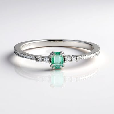 Cavill - Achthoekige Ring met Colombiaanse Smaragd 0,159 ct - 925 Sterling Zilver - Platina Verguld - Cambodjaanse Zirkonen - Elegante Edelsteenring
