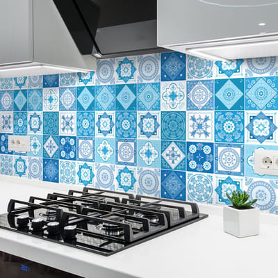 Zelfklevende tegelmuurstickers voor keuken en badkamer - 24 cementtegelstickers, Azulejos-stijl, Shelbio - 24 stickers, 10x10 cm