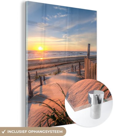 MuchoWow® Glasschilderij 120x160 cm - Schilderij acrylglas - Strand - Zee - Duin - Zonsondergang - Landschap - Foto op glas - Muurdecoratie woonkamer - Wanddecoratie slaapkamer - Schilderijen