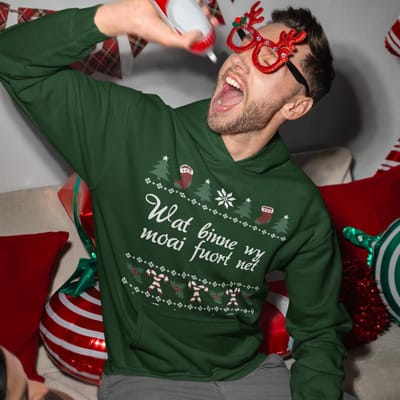 Friese Kerst Hoodie Groen Wat Binne Wy Moai Fuort Net - Maat XS - Uniseks Fit - Kerstkleding Voor Dames & Heren